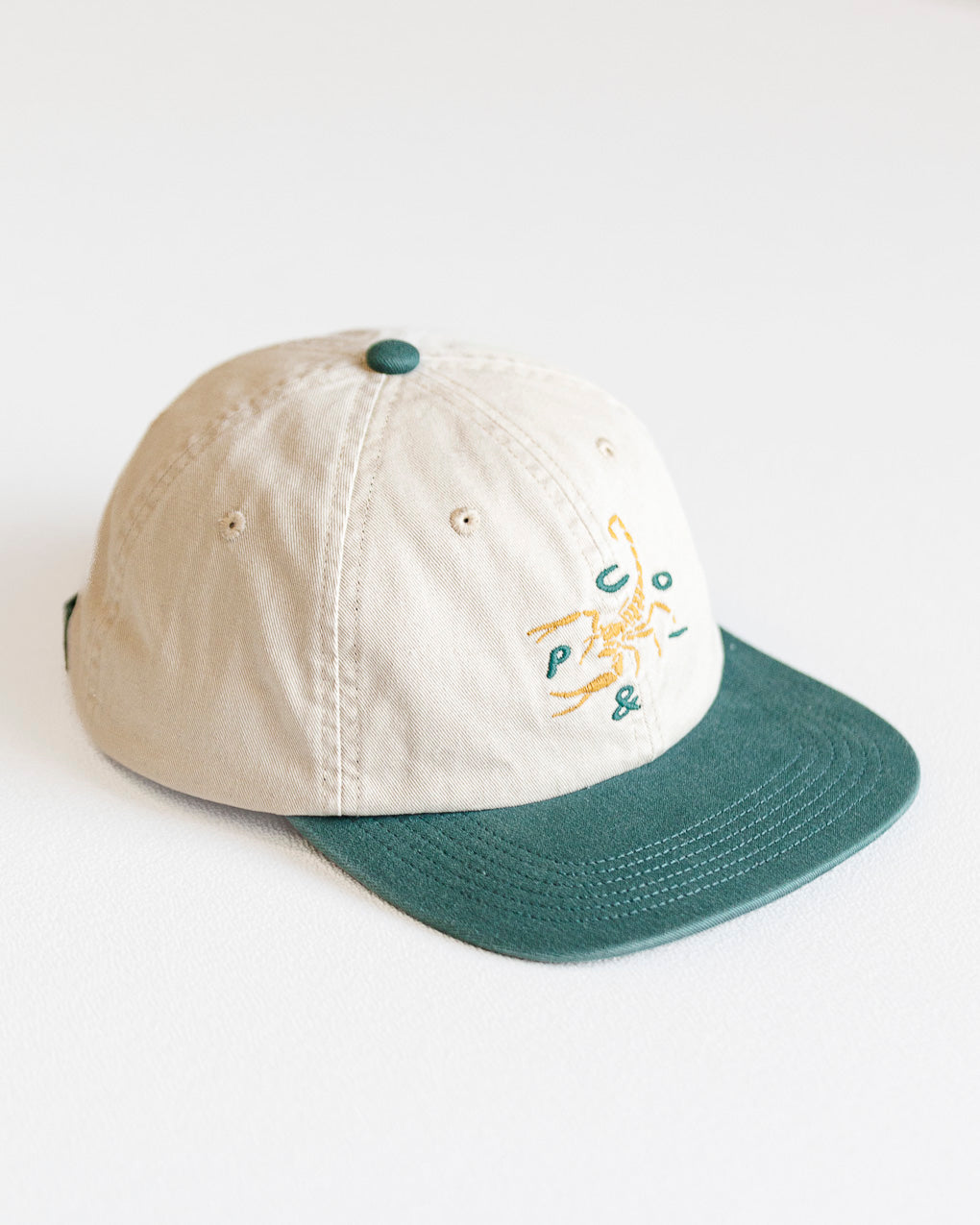 Chaos Scorpion 6 Panel - Ecru & Green