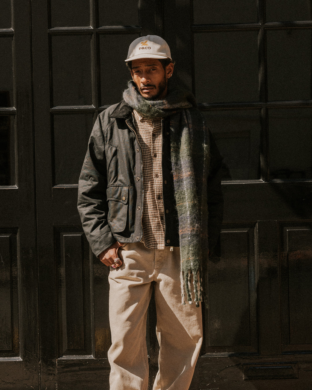 Roamer Waxed Jacket - Black