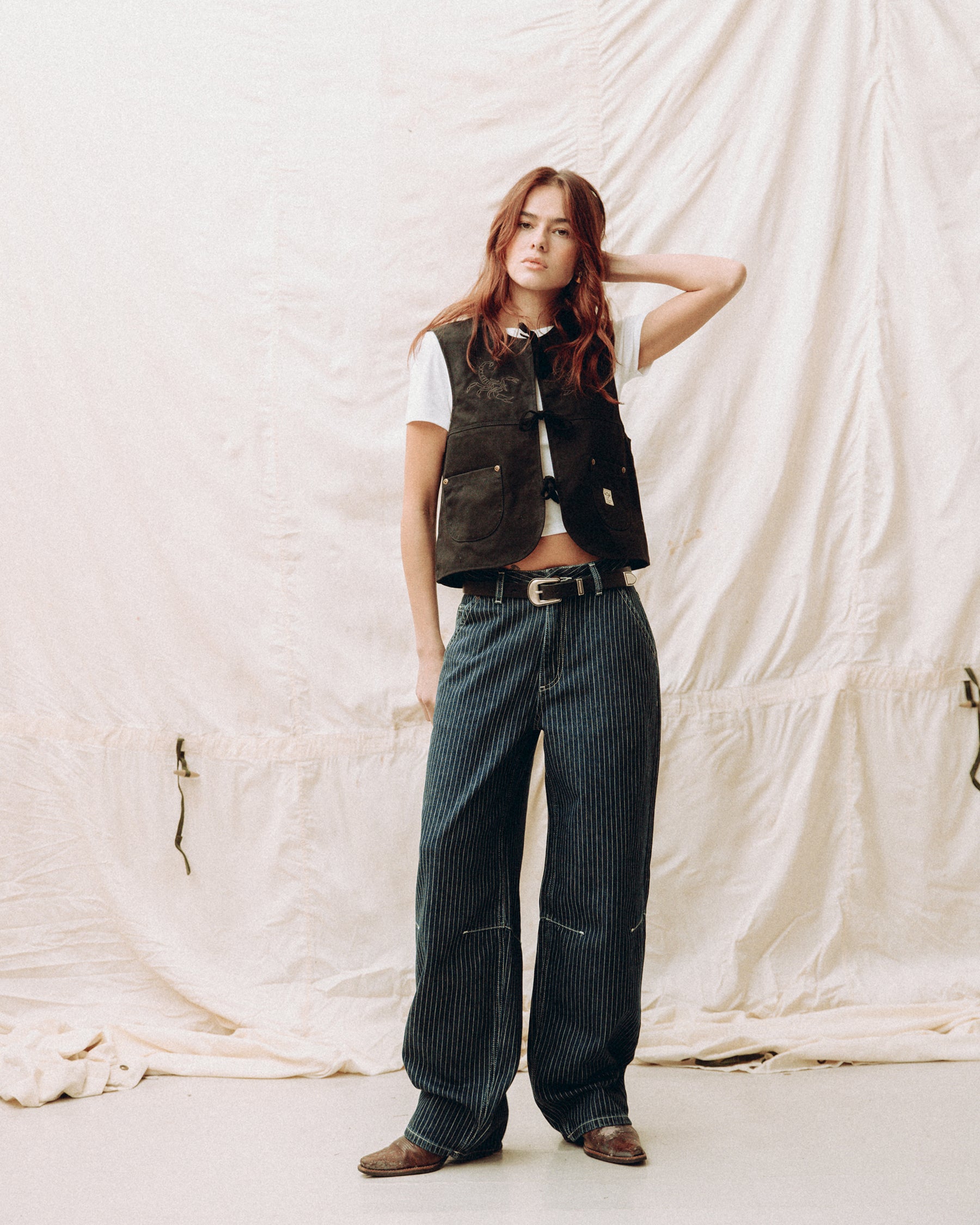 Black Scorpio Nomad Waxed Vest | Women's Jackets & Outerwear