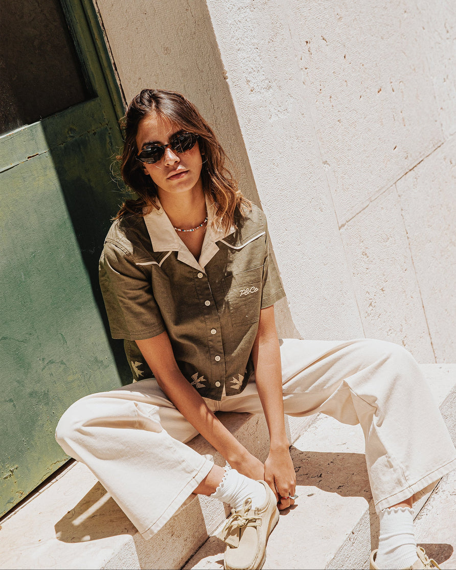 Emmylou Cropped Linen Shirt - Khaki