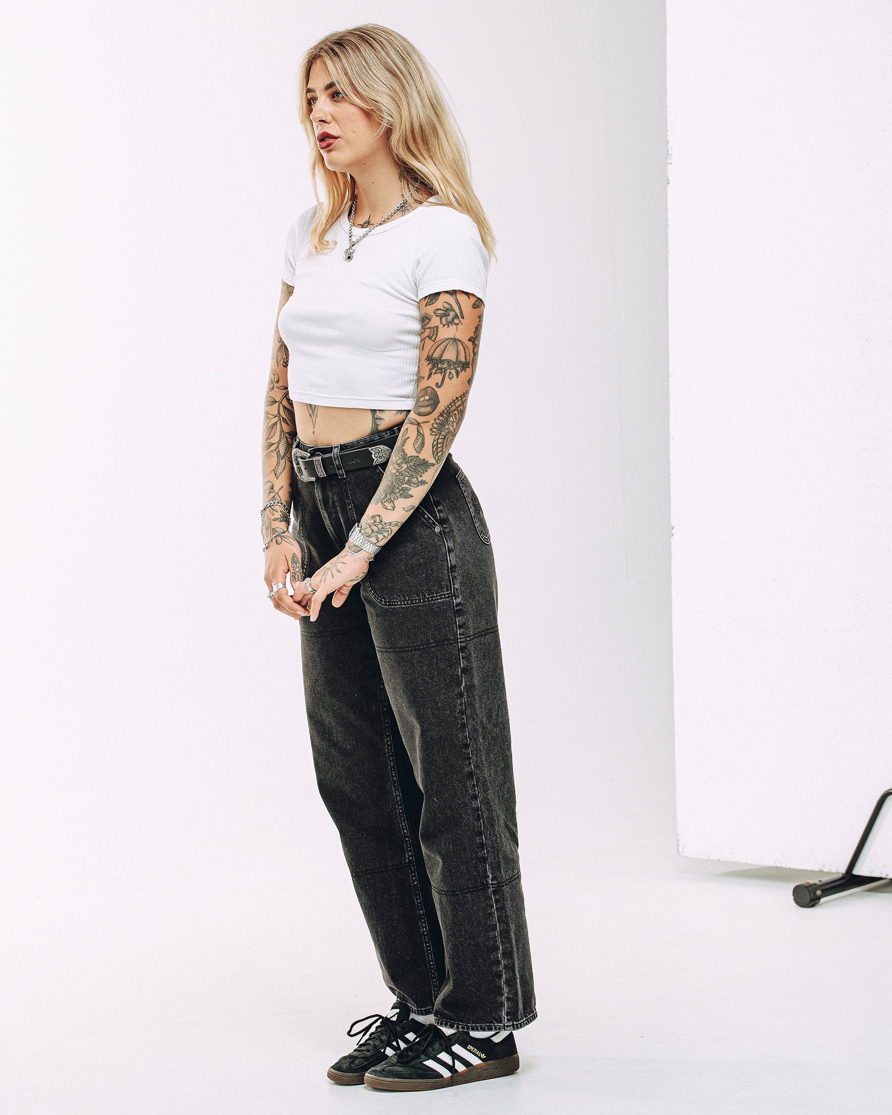 Rosa High Waisted Jean - Washed Black