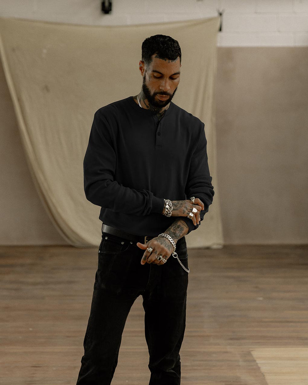 Crafted Heavyweight Henley - Black