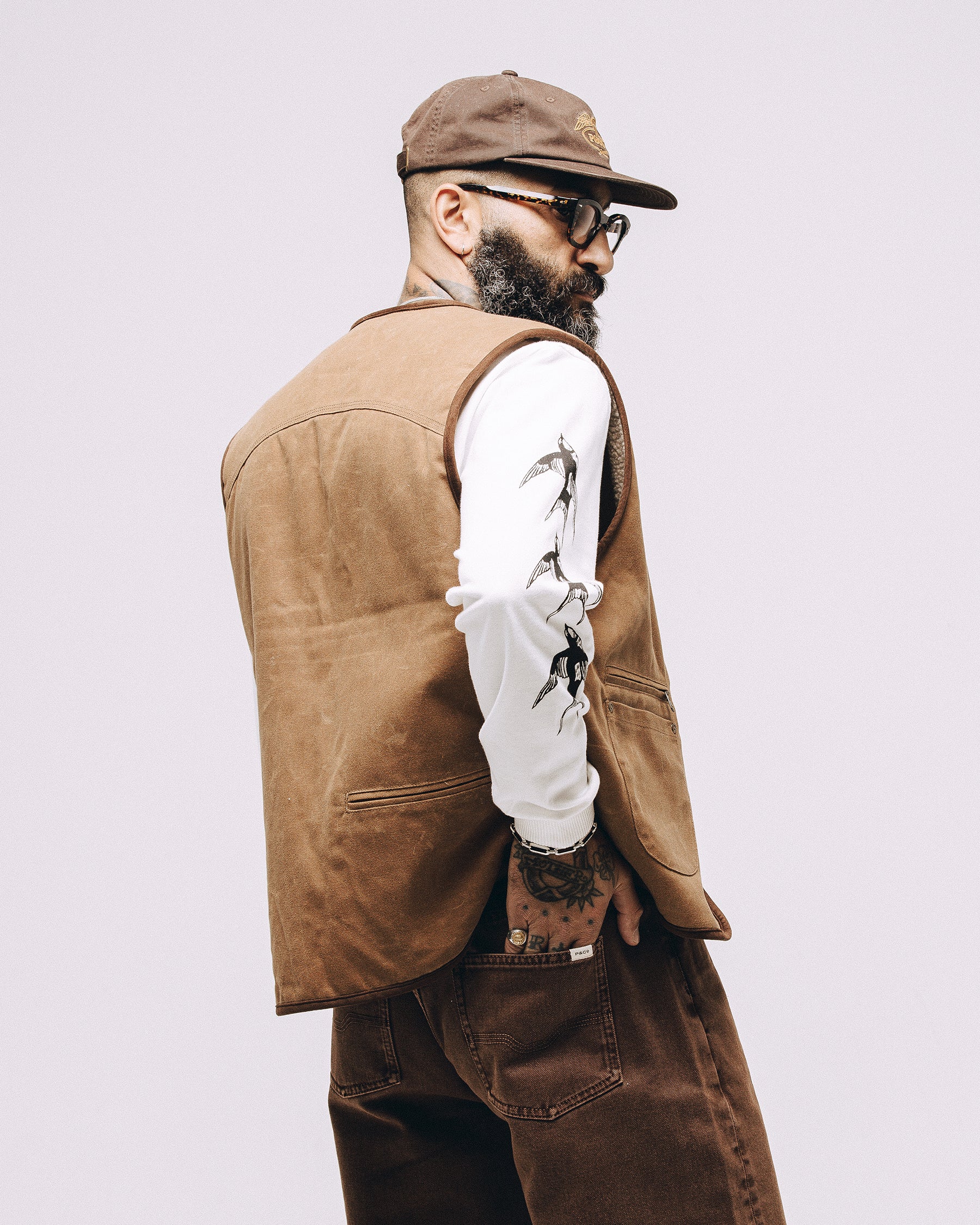 Wayfinder Sherpa Lined Waxed Vest - Tan