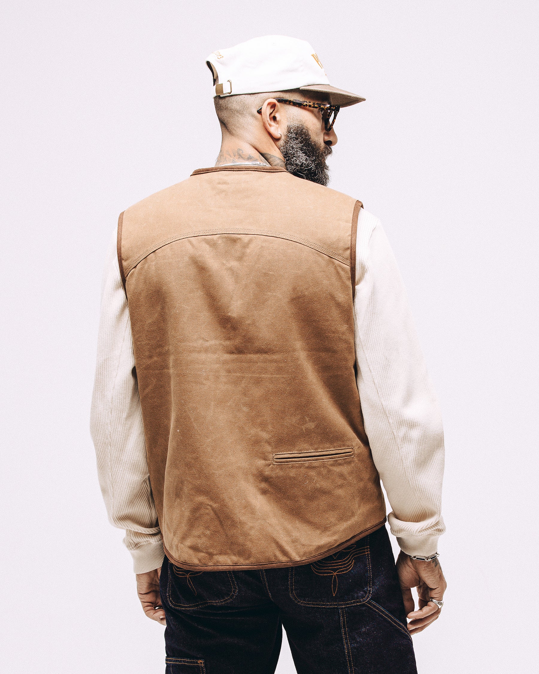 Wayfinder Sherpa Lined Waxed Vest - Tan