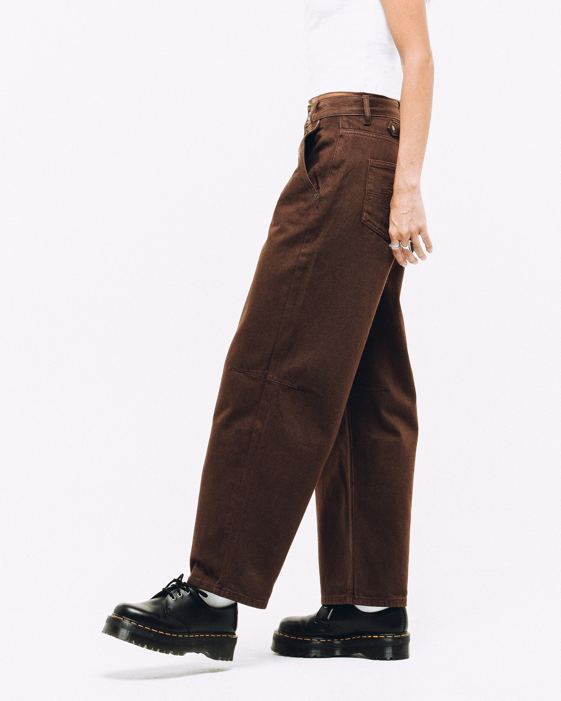 Grace Barrel Leg Jean - Washed Brown