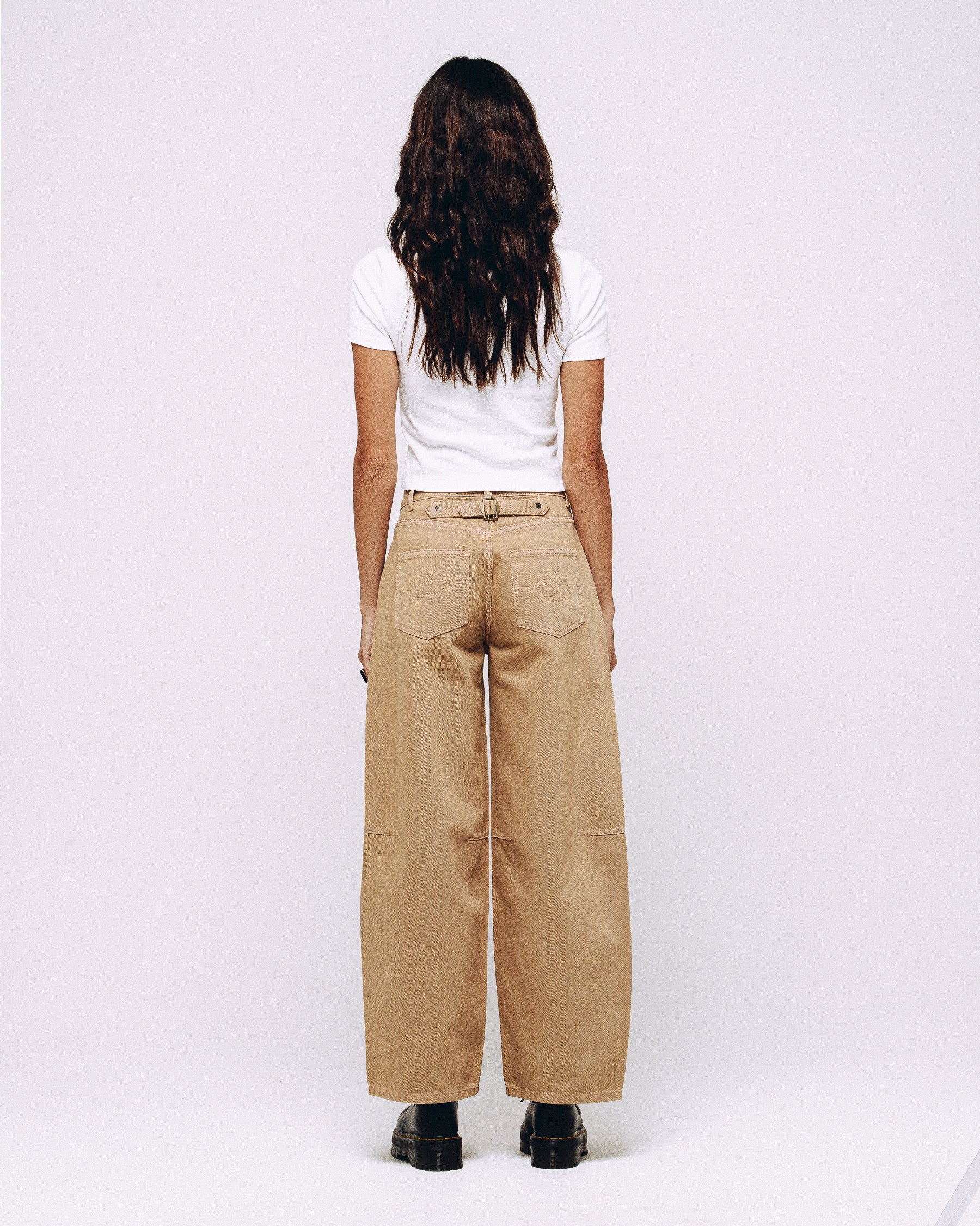 Grace Barrel Leg Jean - Washed Sand