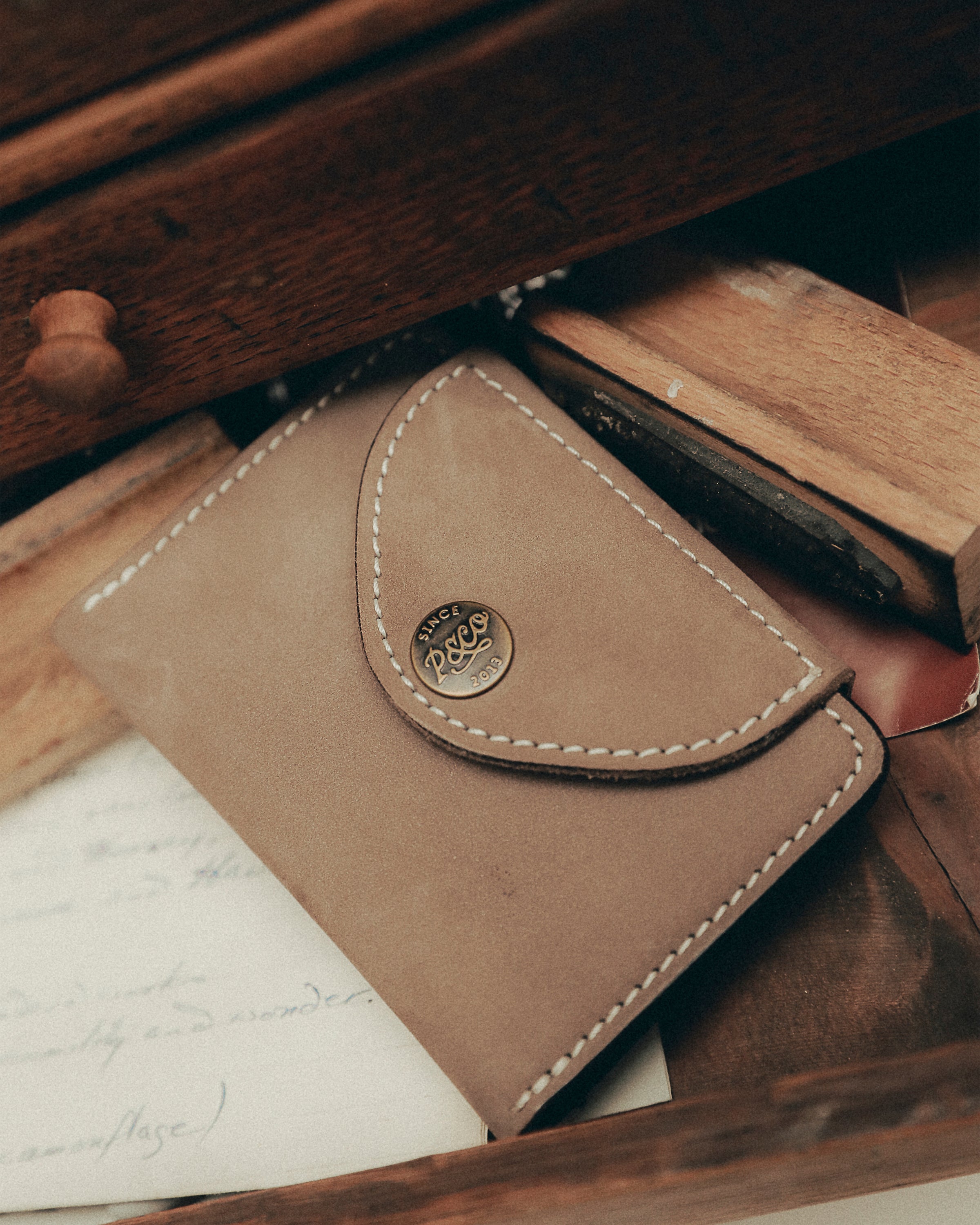 Mesa Nubuck Wallet - Tan