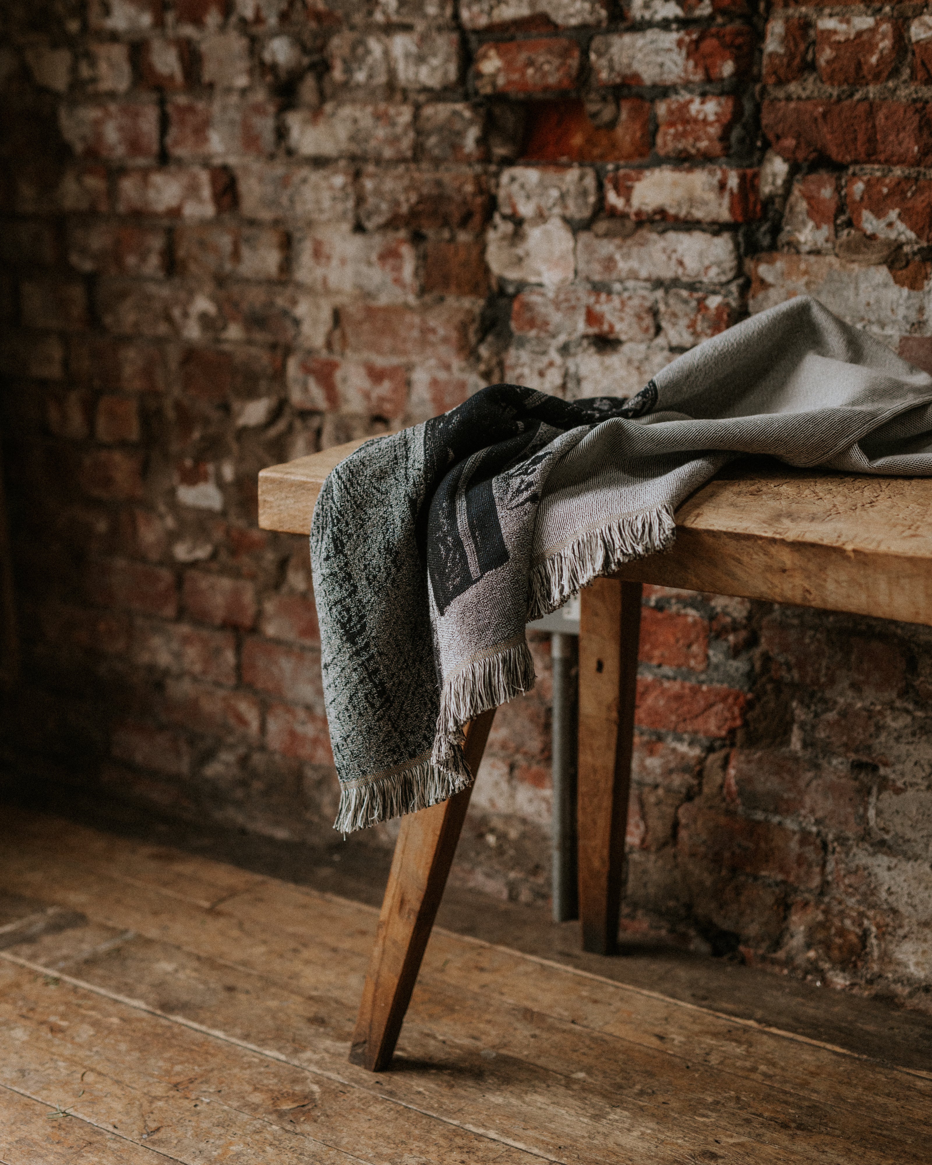 Joshua Tree Tapestry - Greyscale