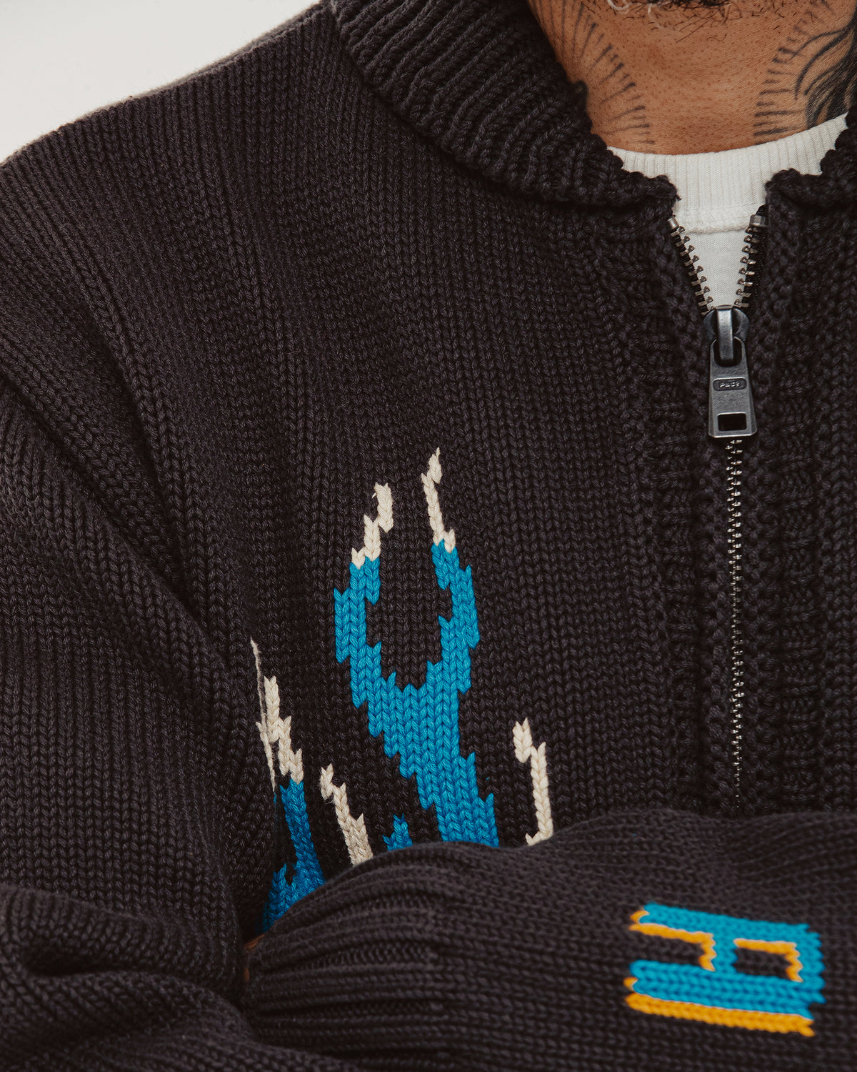 Valley Intarsia Knit - Charcoal