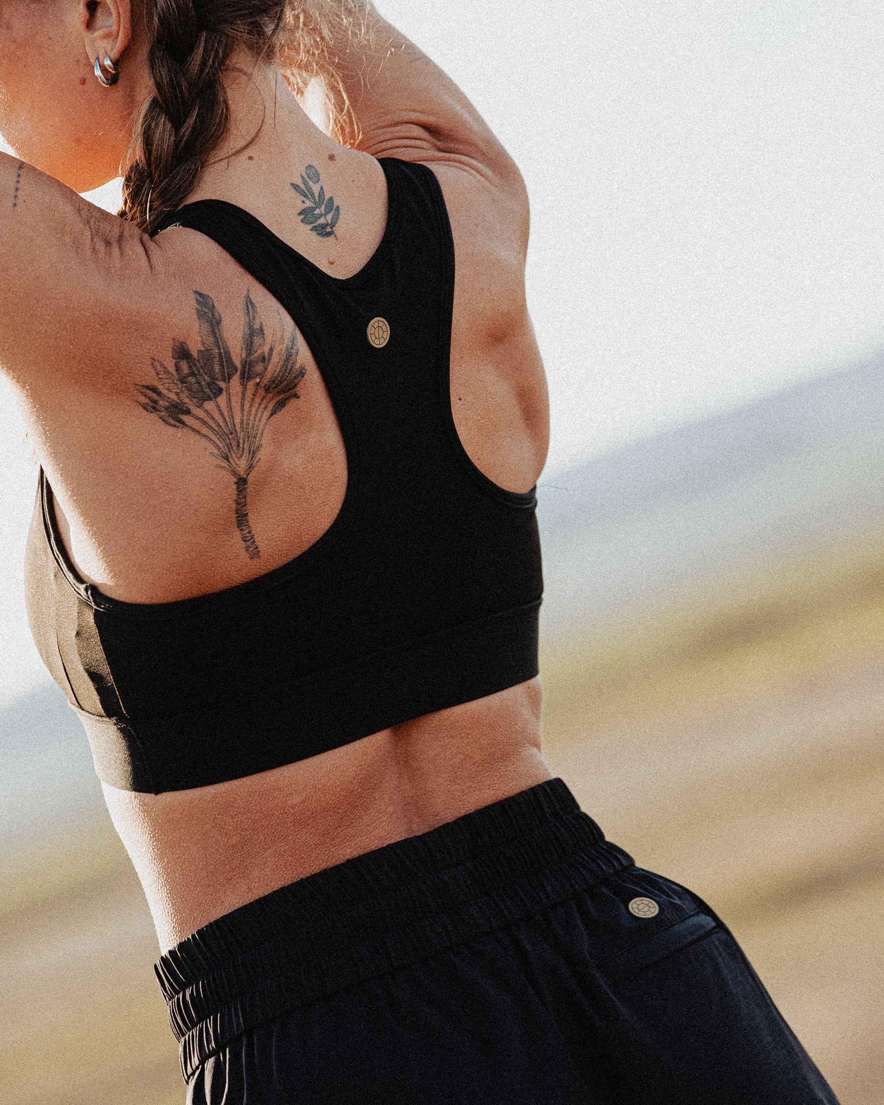 Find Space Trail Sports Bra - Black