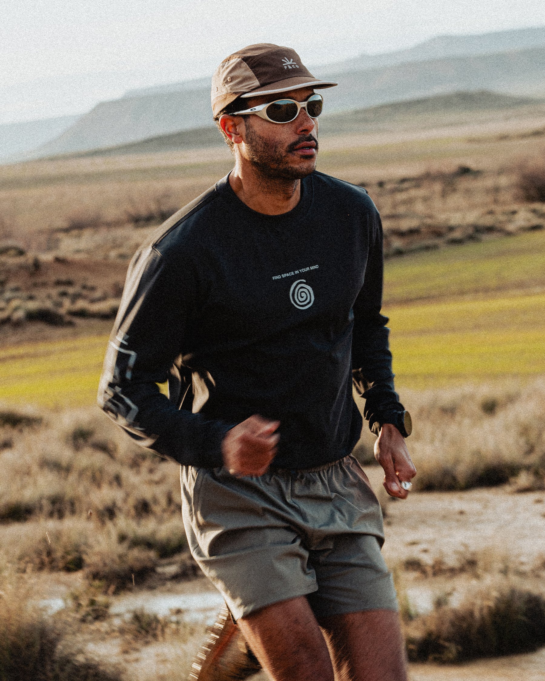 Find Space Trail Longsleeve - Charcoal