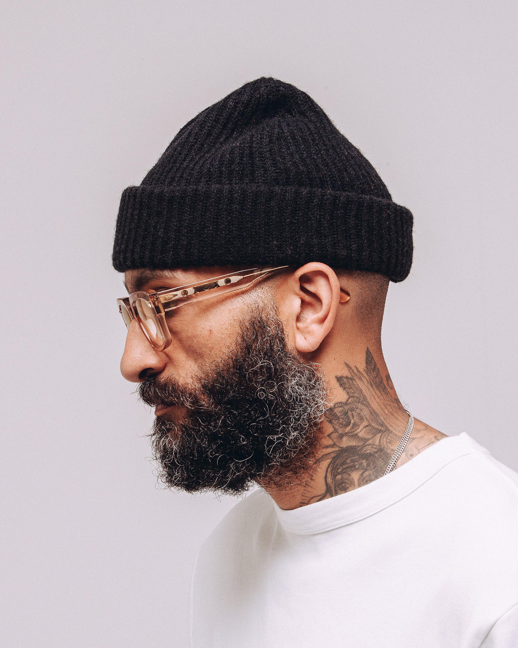 Black Deck Beanie | Mens & Womens Headwear ‐ P&Co - A Mindset For