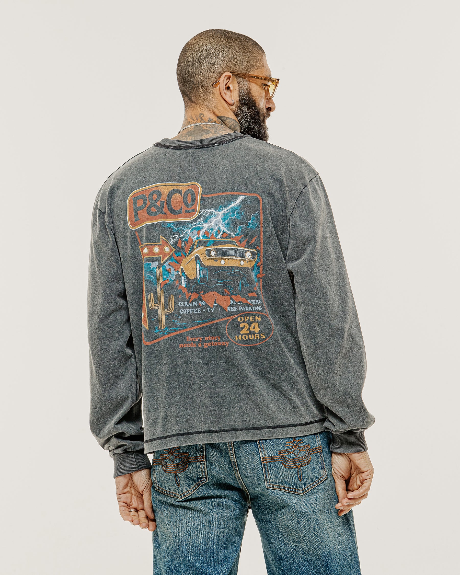 Getaway Boxy Longsleeve T-Shirt - Acid Wash