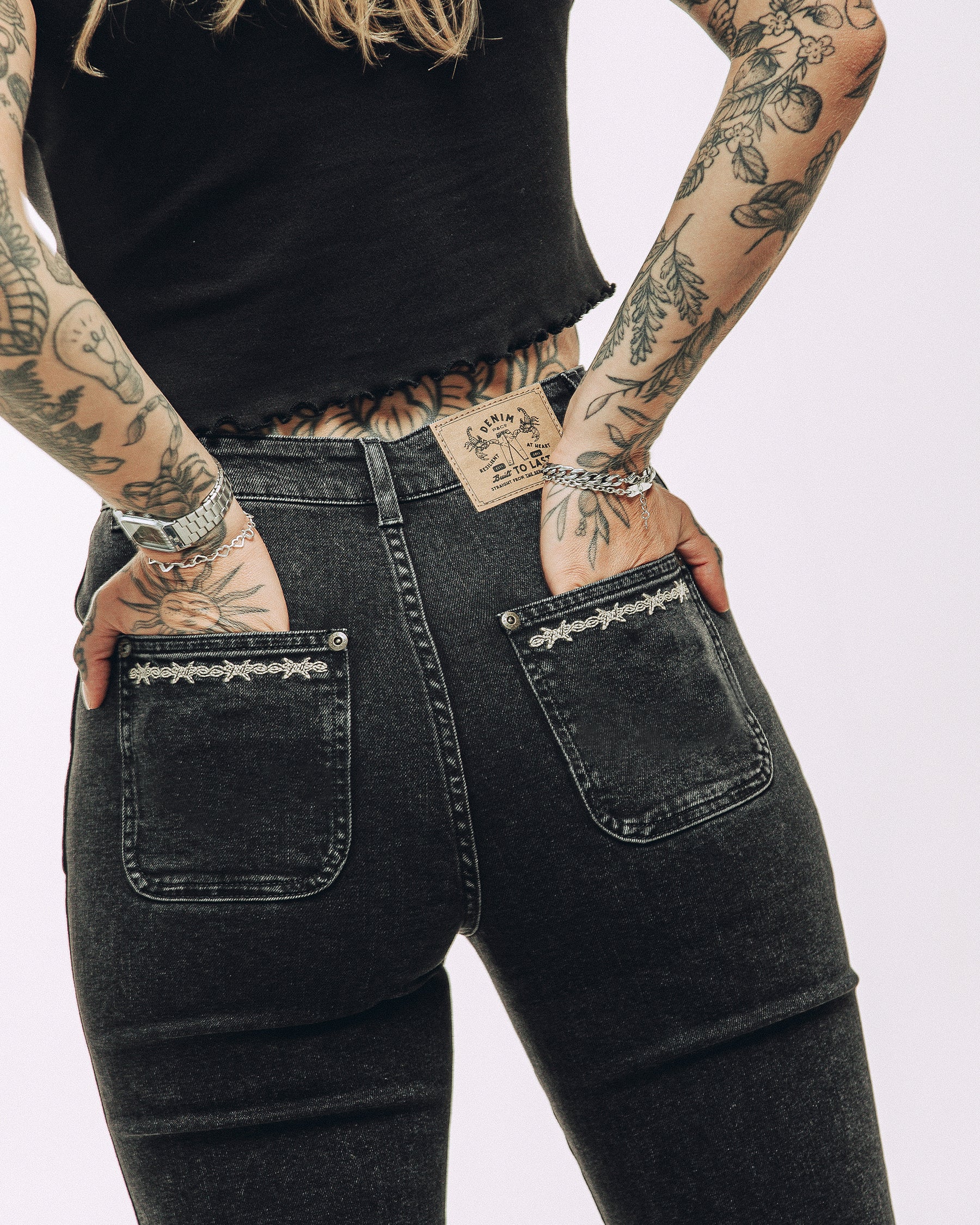 Jett Kickflare Jean - Washed Black