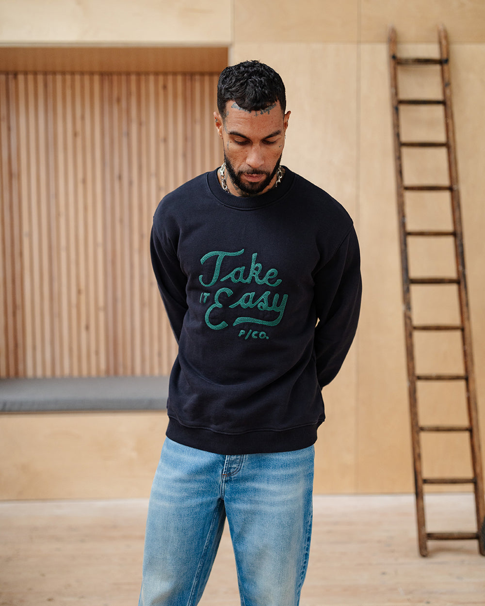 Take It Easy Sweatshirt – verwaschenes Schwarz 