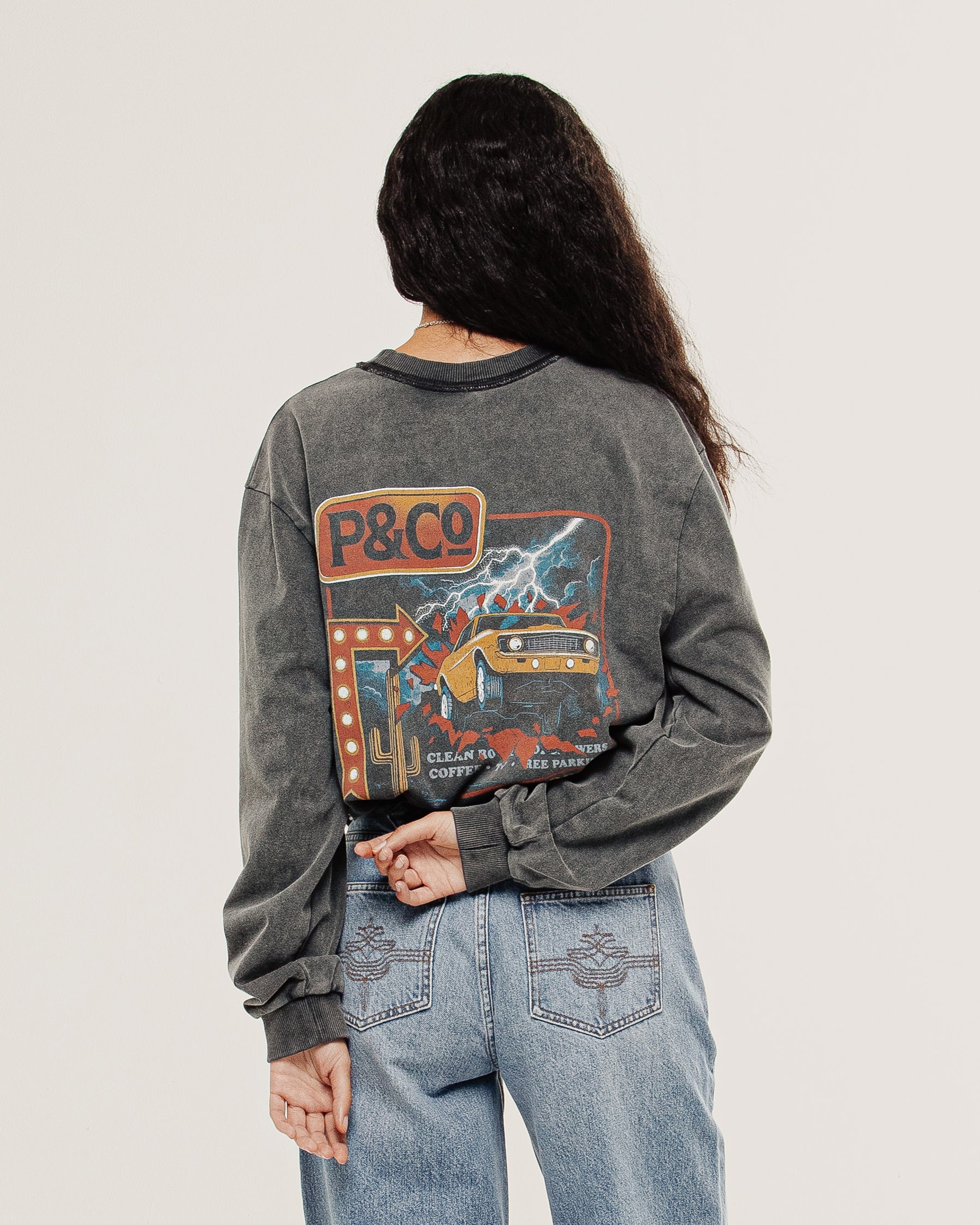 Getaway Boxy Longsleeve T-Shirt - Acid Wash
