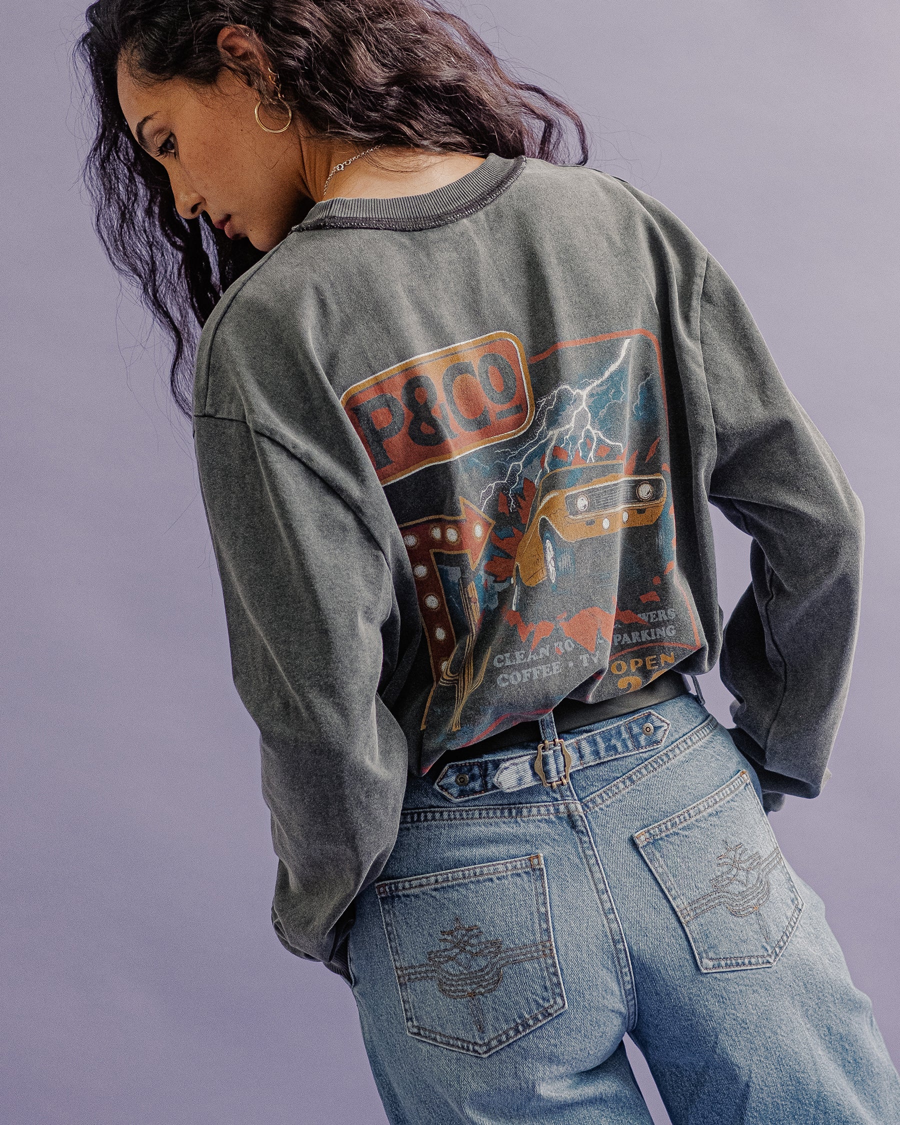 Getaway Boxy Longsleeve T-Shirt - Acid Wash