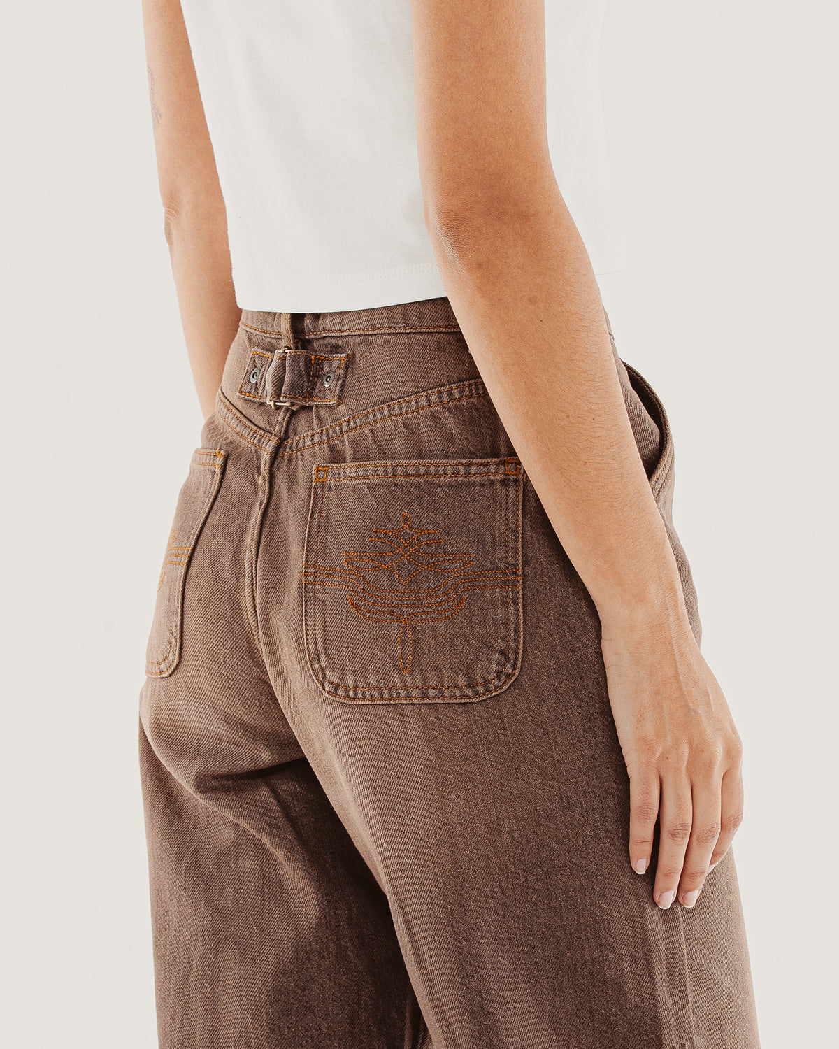 Nomad Weathered Denim Pant - Washed Brown