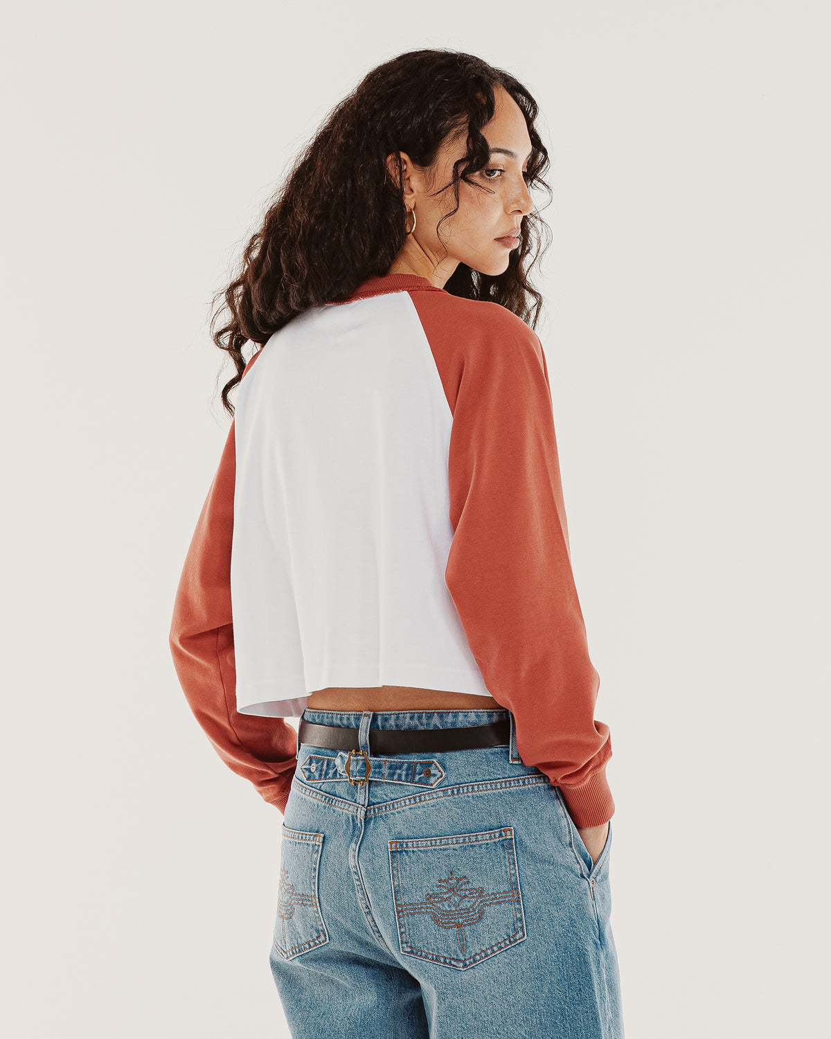Pegasus Raglan Longsleeve - Ecru & Red